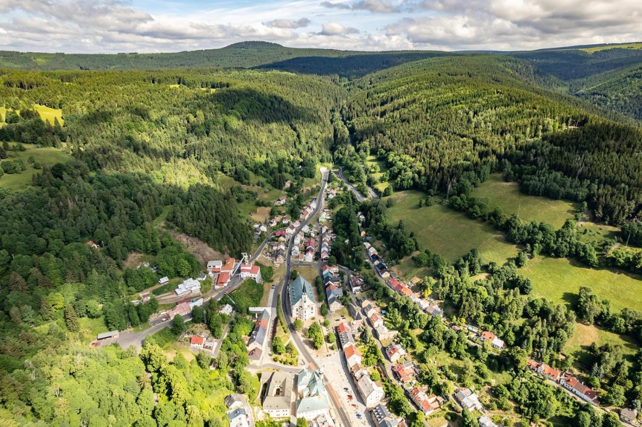 Apartmány Nad Šlikovkou Jáchymov Esterno foto